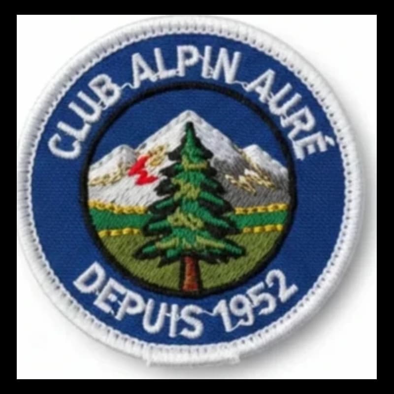Écusson brodé rond d'un club alpin de randonnée