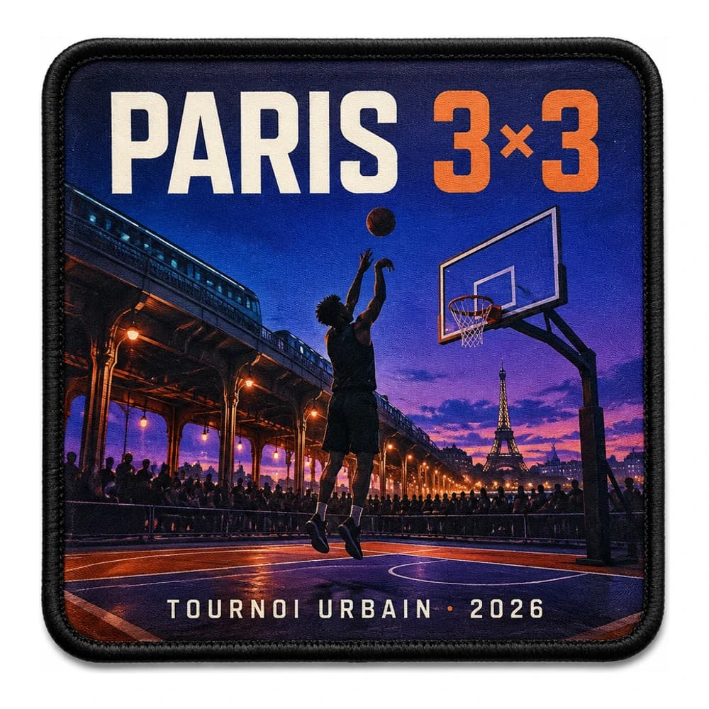Écusson imprimé carré de tournoi de basket parisien, terrain urbain de nuit et tour Eiffel